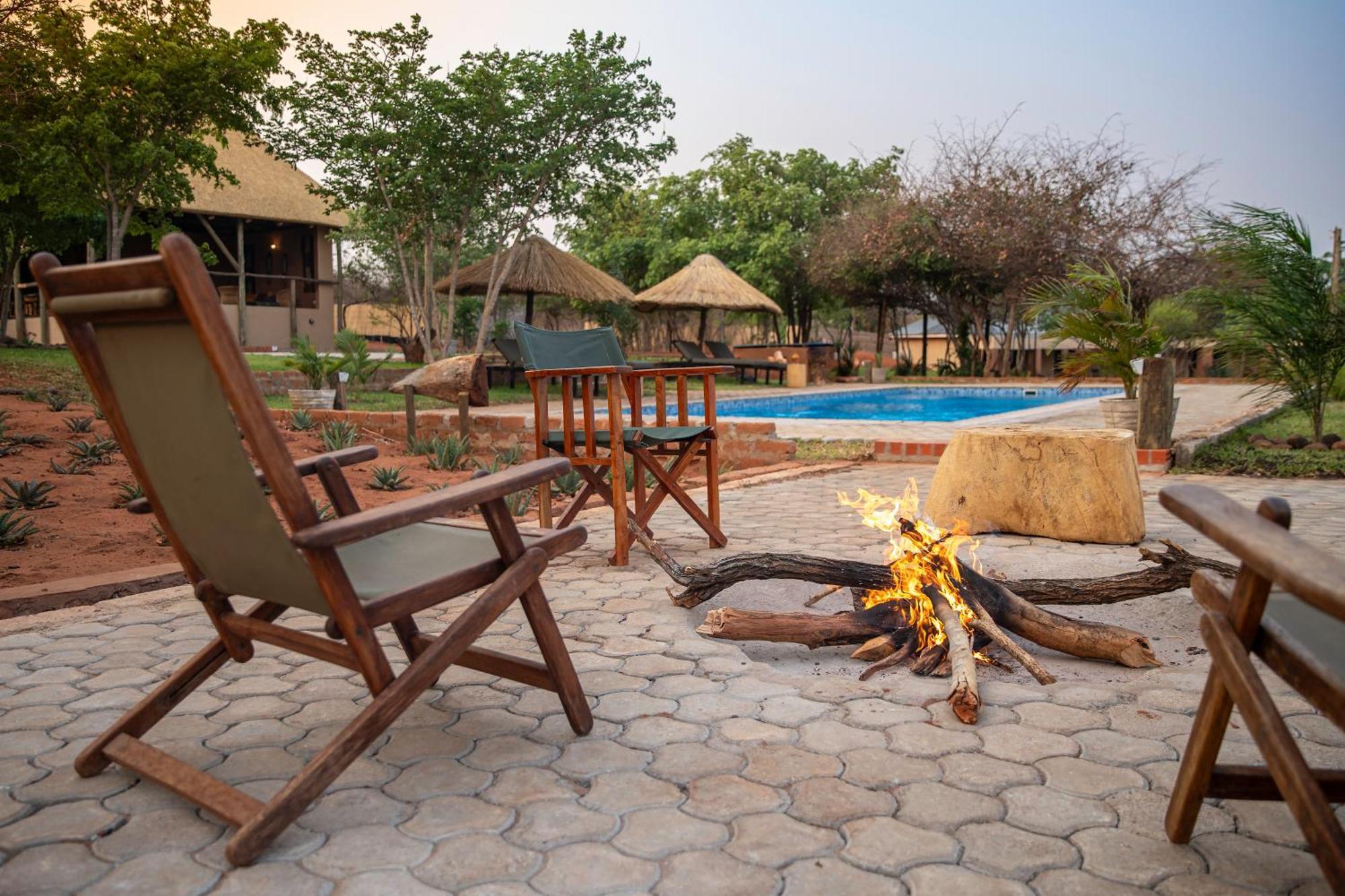 The Nkhosi Livingstone Lodge And Spa Bagian luar foto