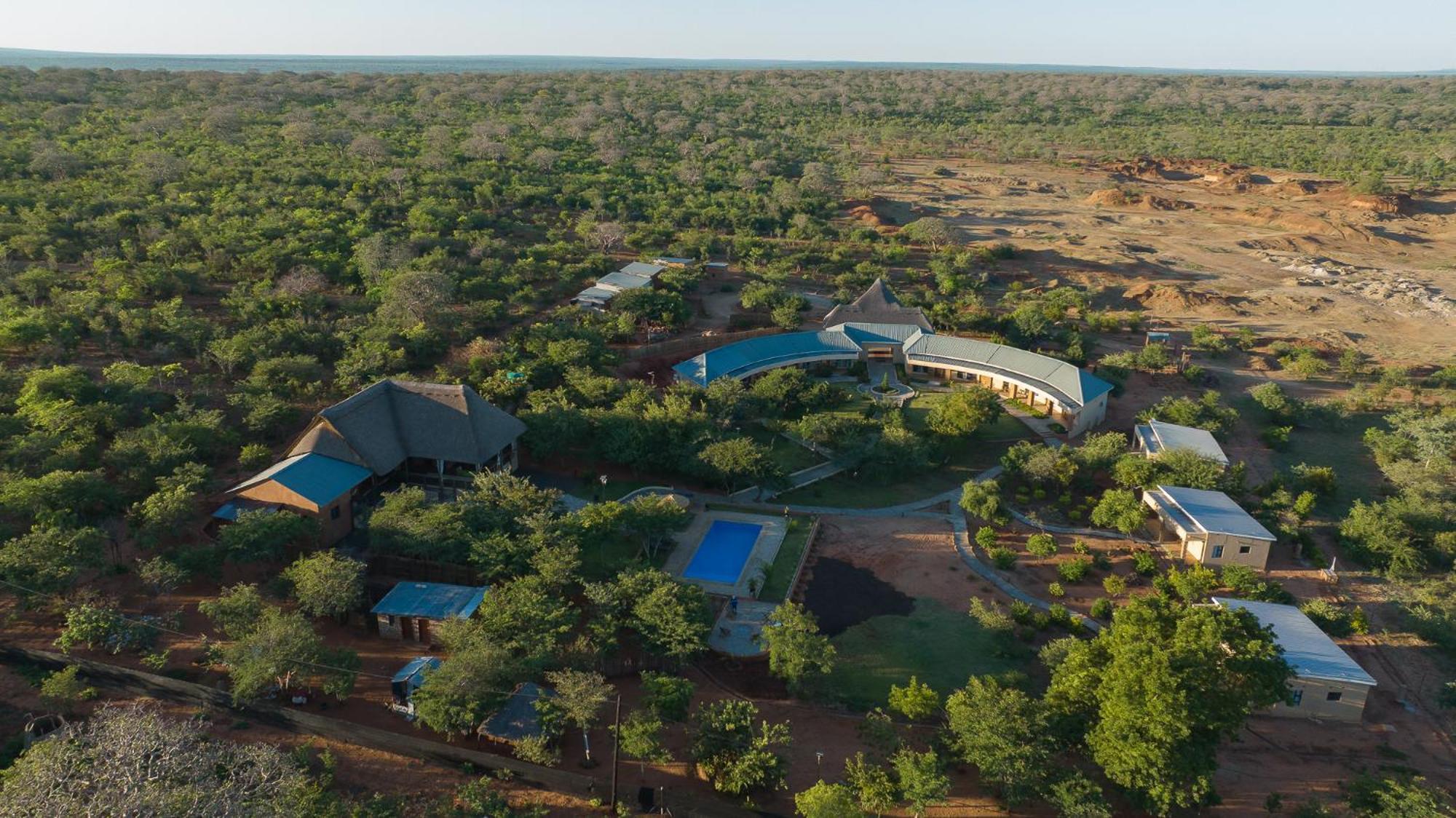 The Nkhosi Livingstone Lodge And Spa Bagian luar foto