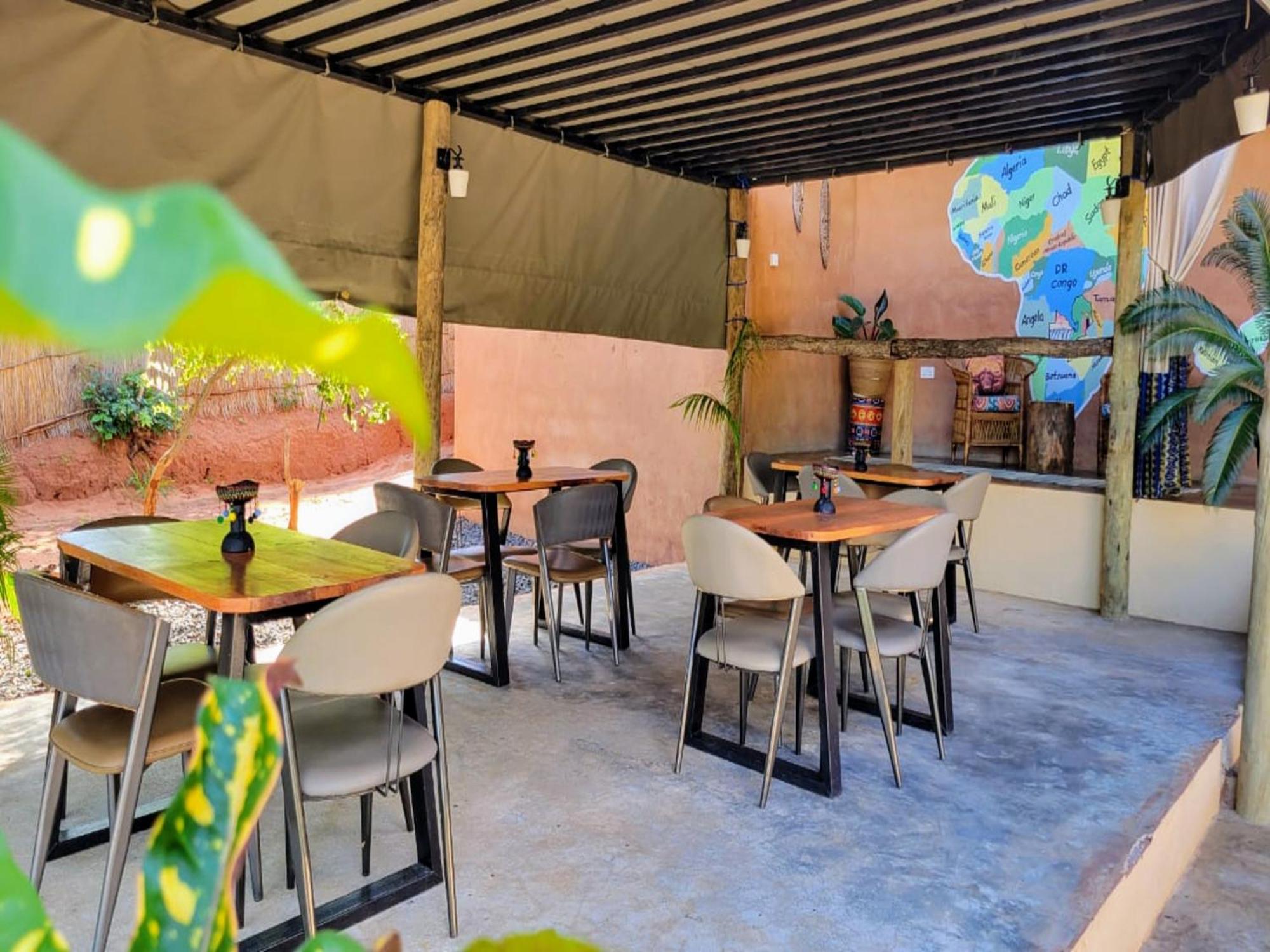 The Nkhosi Livingstone Lodge And Spa Bagian luar foto