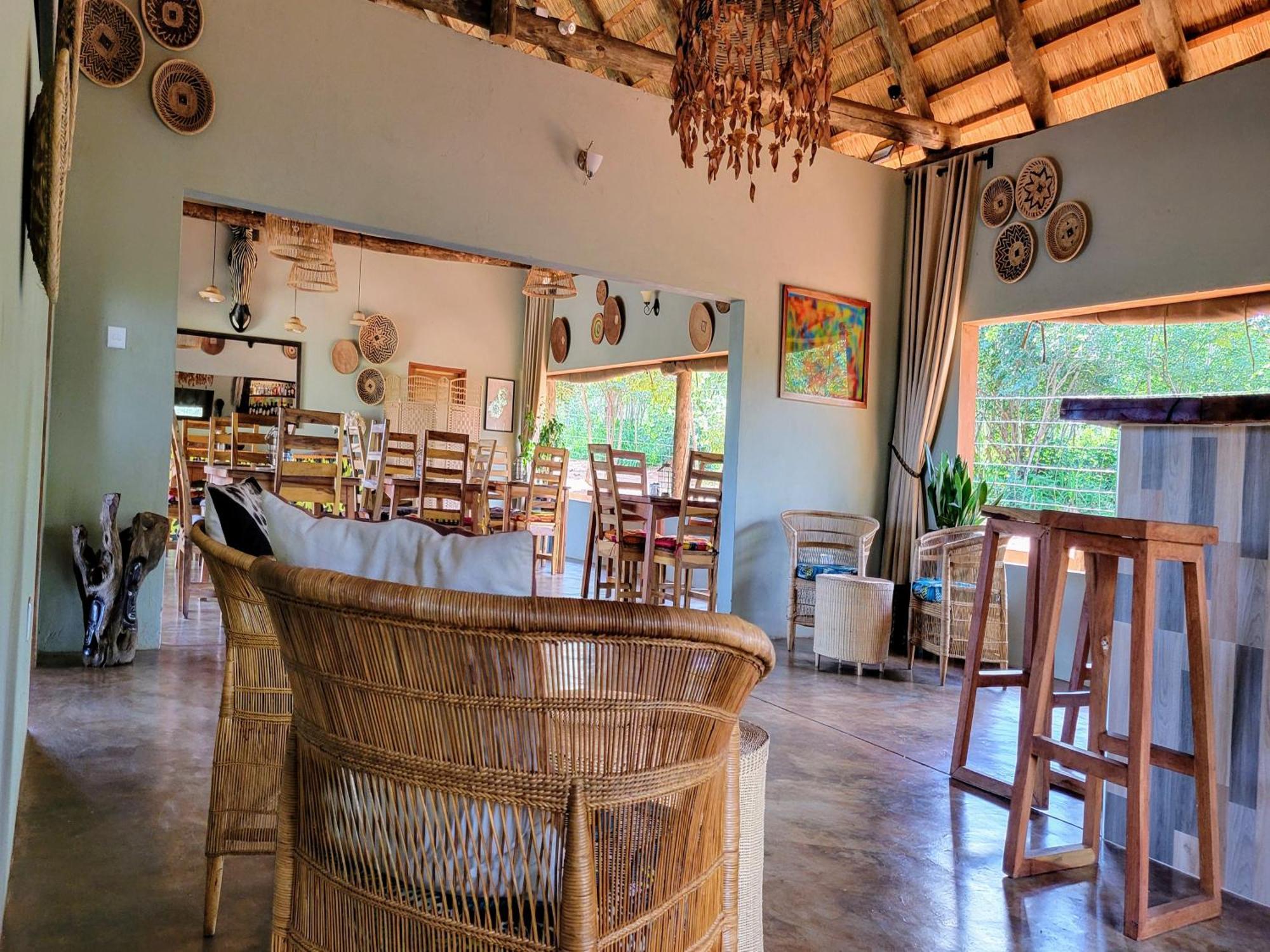 The Nkhosi Livingstone Lodge And Spa Bagian luar foto